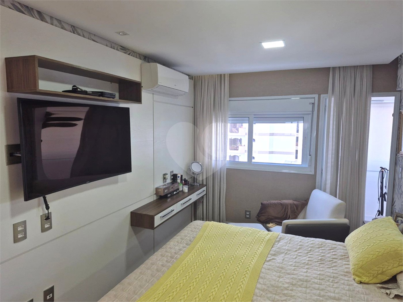 Apartamento à venda com 4 quartos, sendo 3 suítes, em Água Fria, São Paulo, SP