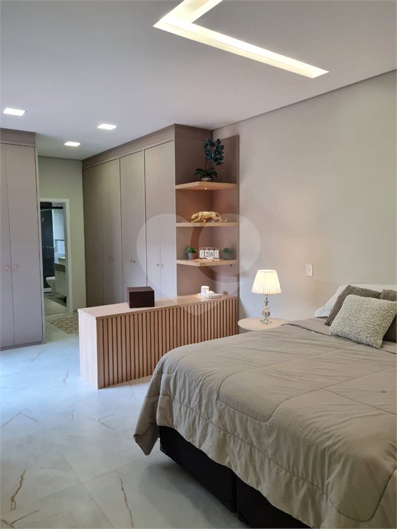 Casa à venda com 3 suítes no condomínio Residencial Duas Marias, Indaiatuba - SP