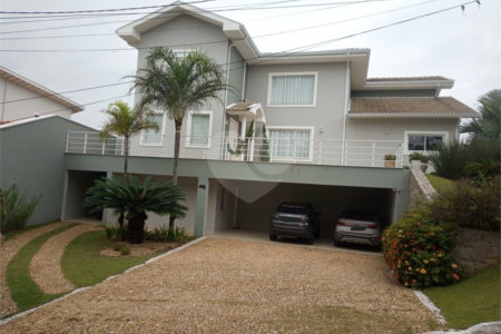 Casa à venda com 4 suítes no condomínio Villaggio Capriccio, Louveira - SP
