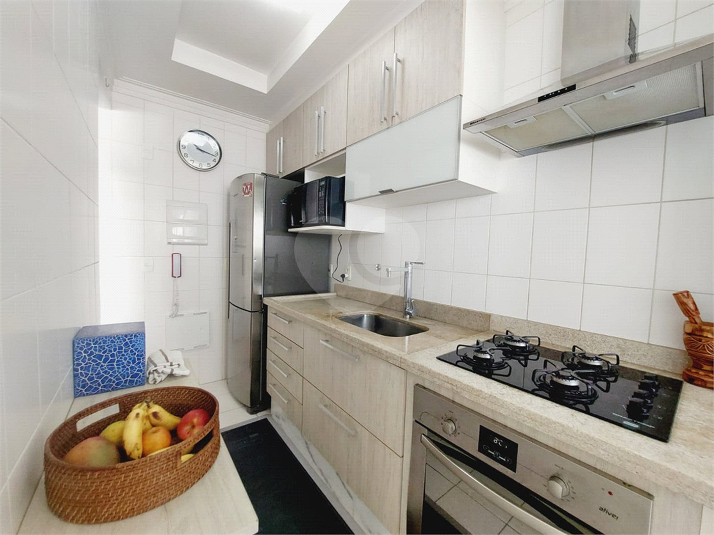 Apartamento à venda com 2 quartos, sendo 1 suíte, em Vila Anastácio, São Paulo, SP