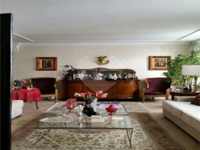 Apartamento à venda com 4 quartos, sendo 3 suítes,  em Jardim Paulista, São Paulo, SP