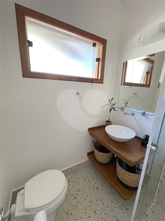 Casa à venda com 3 suítes em Santo Amaro, São Paulo, SP