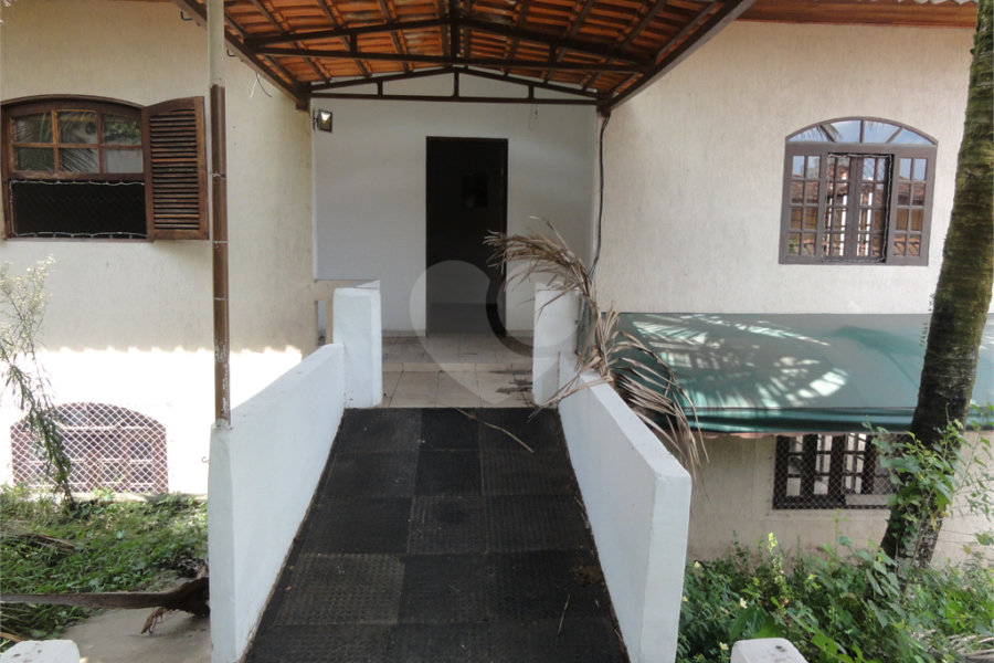 Casa Térrea à venda ou para alugar com 4 quartos em Jardim Floresta, São Paulo, SP