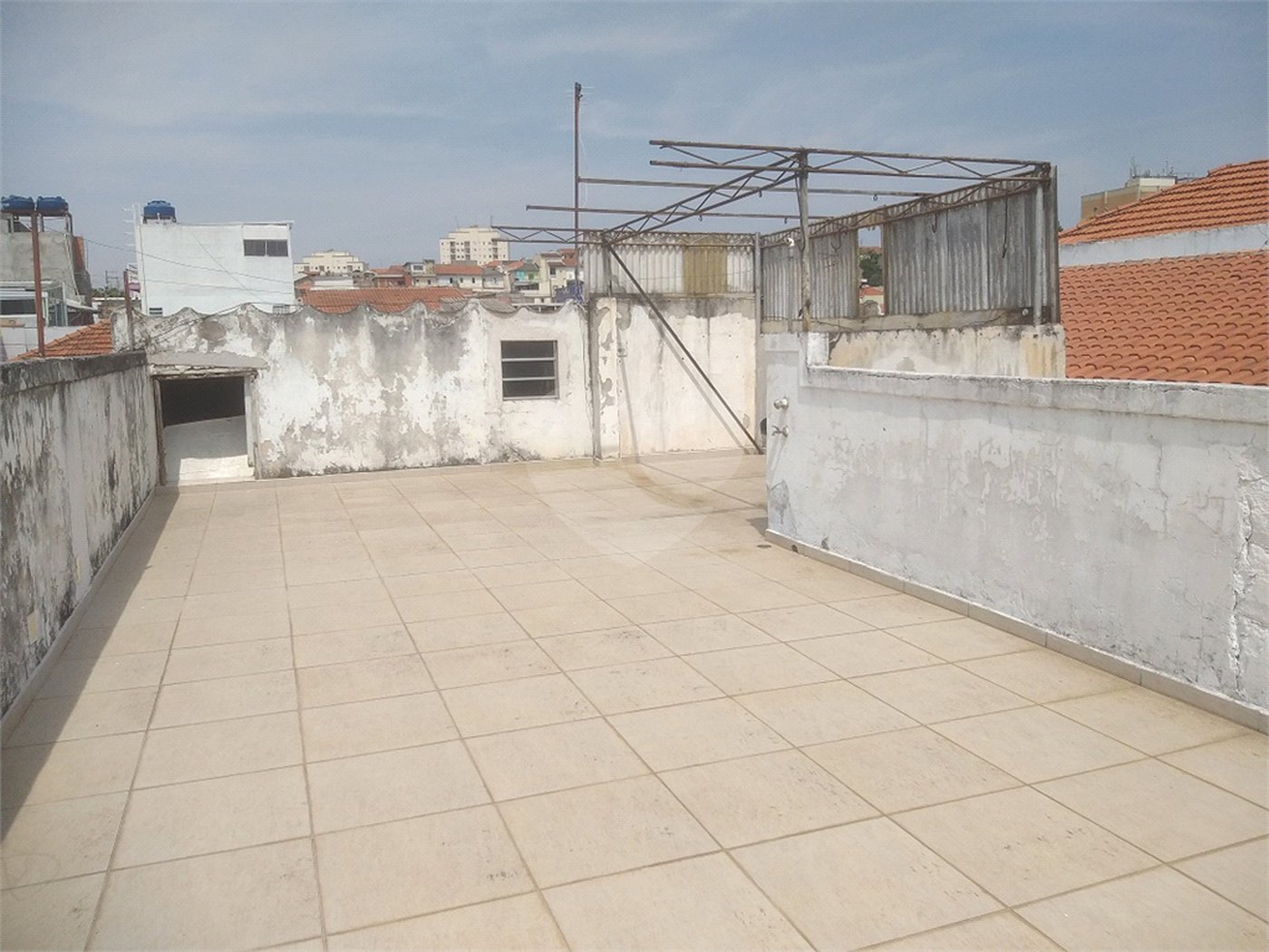 Casa à venda com 2 quartos, sendo 1 suíte, em Vila Gustavo, São Paulo, SP