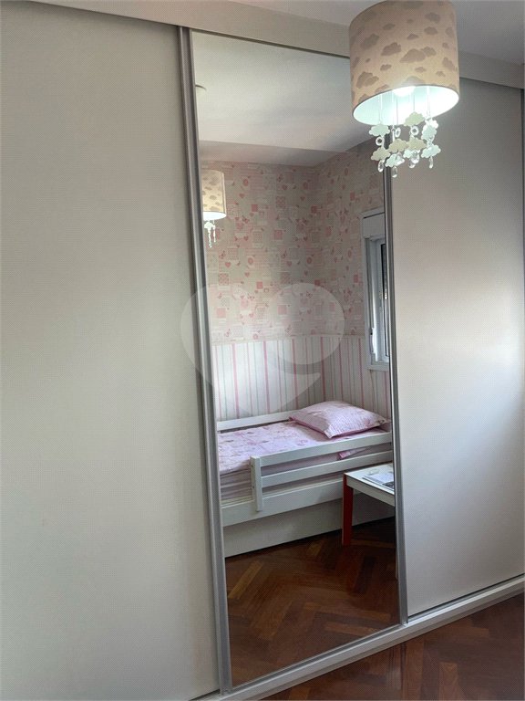 Apartamento à venda com 3 quartos, sendo 1 suíte, em Aclimação, São Paulo, SP
