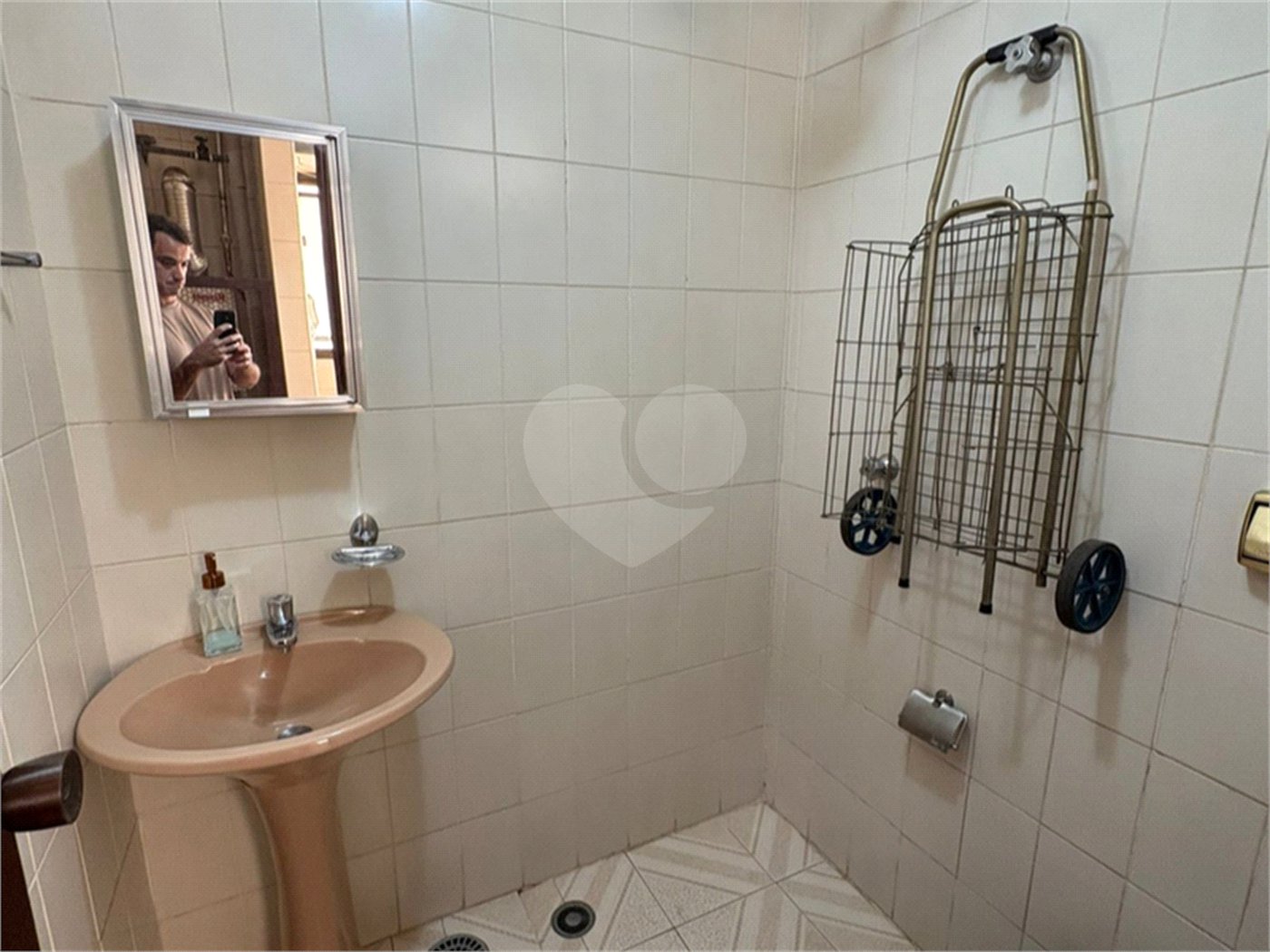 Apartamento à venda com 3 quartos, sendo 1 suíte,  no Centro, Sorocaba, SP