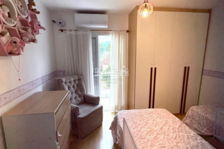 Sobrado à venda com 3 quartos, sendo 1 suíte, em Jardim Paulista, Atibaia, SP