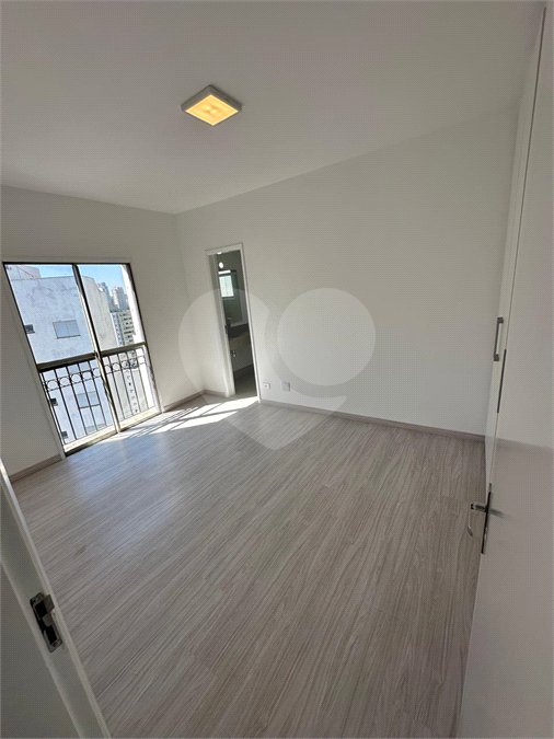 Apartamento à venda com 3 quartos, sendo 2 suítes, em Jardim Ampliação, São Paulo, SP
