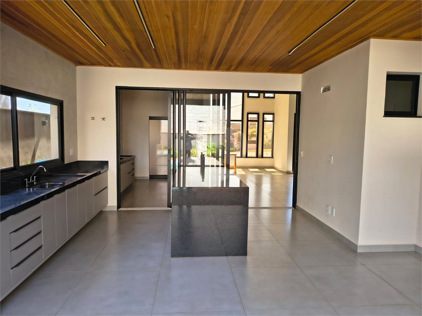 Casa à venda com 3 suítes no condomínio Villa DI San Paolo, Ribeirão Preto - SP