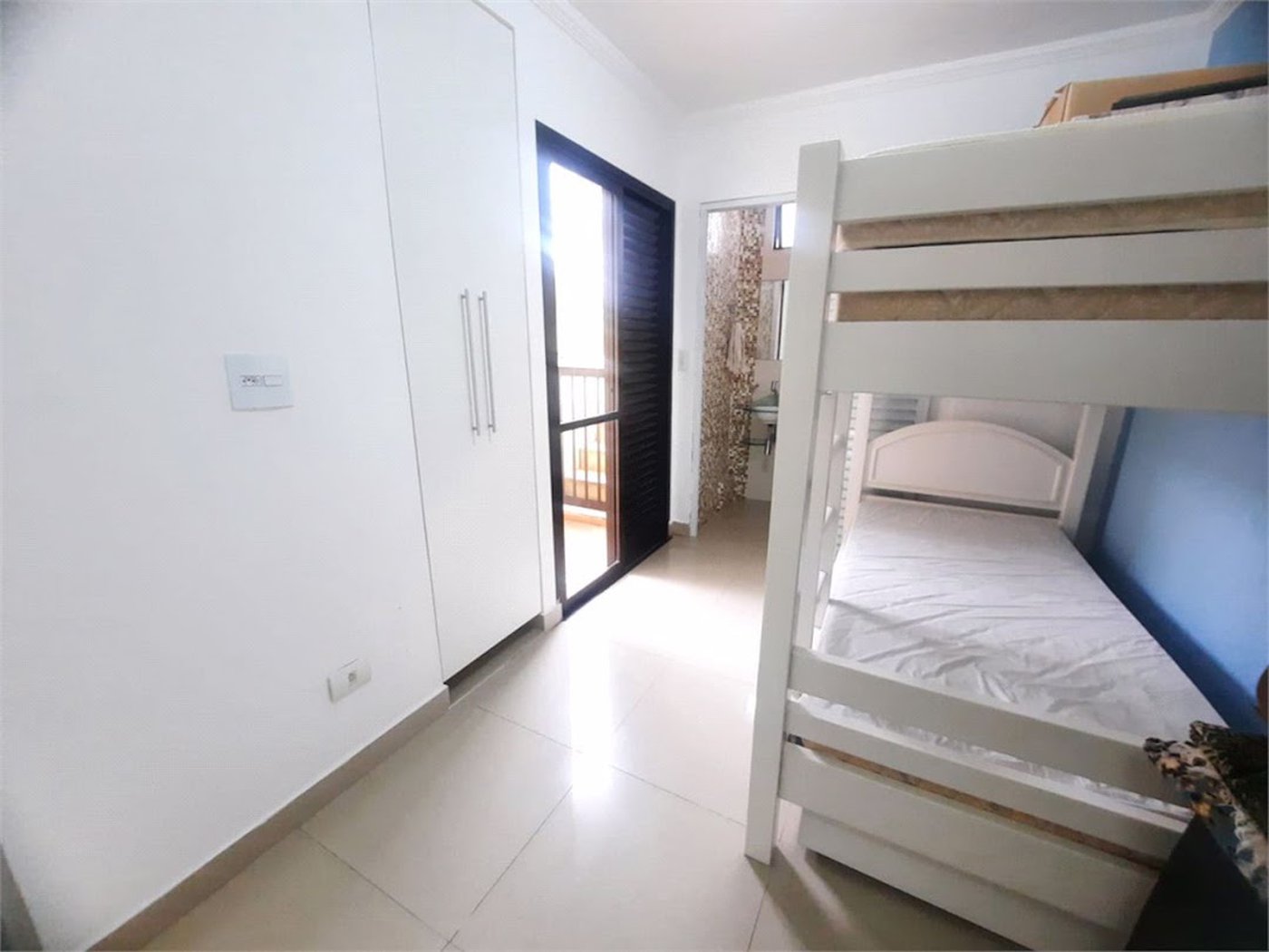 Apartamento com 3 dormitórios à venda, 202 m² por R$ 750.000,00 - Jardim Belmar - Guarujá/SP