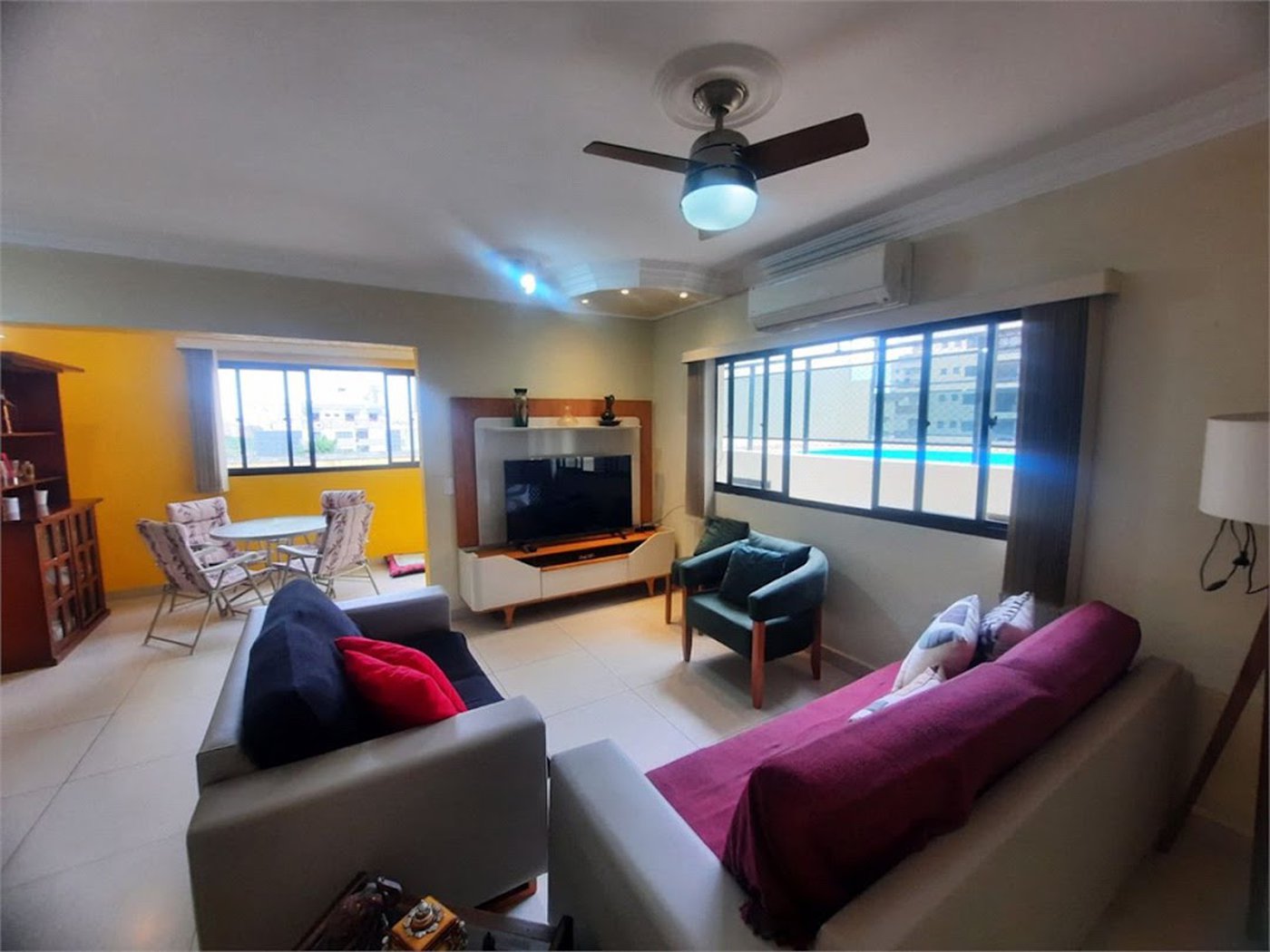 Apartamento com 3 dormitórios à venda, 202 m² por R$ 750.000,00 - Jardim Belmar - Guarujá/SP