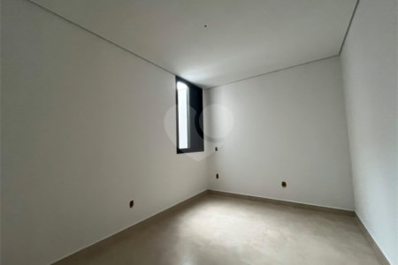 Casa de Vila à venda com 3 quartos, sendo 1 suíte,  em Vila São Caetano, Sorocaba, SP