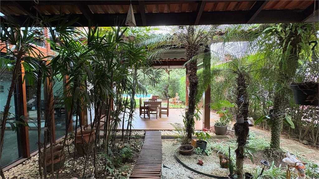 Casa à venda com 4 quartos, sendo 2 suítes,  no condomínio Vivendas do Lago, Sorocaba - SP