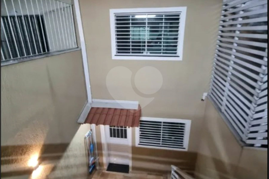 Sobrado à venda com 2 quartos em Santa Terezinha, São Paulo, SP