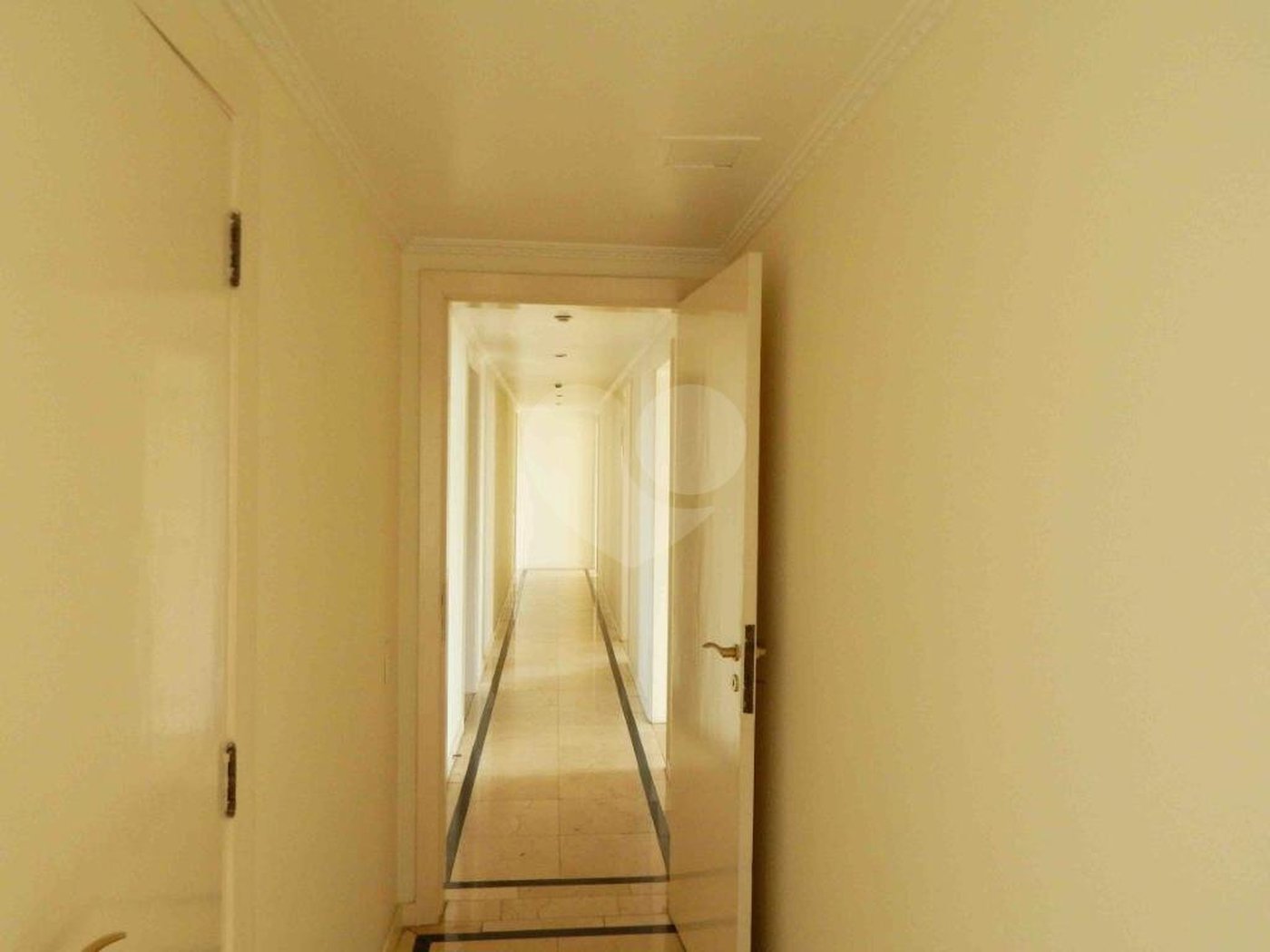 Apartamento à venda com 4 suítes em Jardim Marajoara, São Paulo, SP
