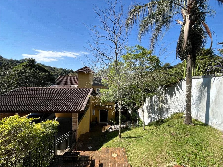 Condomínio à venda com 3 quartos, sendo 1 suíte, em Serra da Cantareira, Mairiporã, SP