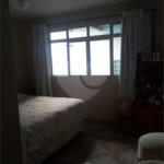Chácara à venda com 8 quartos em Loteamento Chácara Val Paraiso, Atibaia, SP