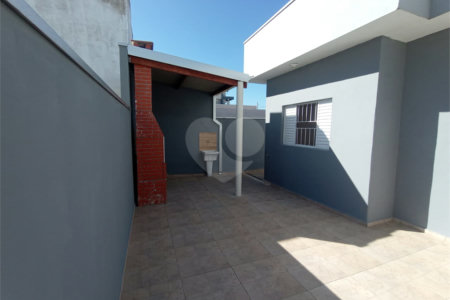 Casa à venda com 3 quartos, sendo 1 suíte,  em Residencial Lago dos Ipês, Itapetininga, SP