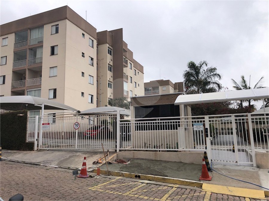 Apartamento à venda com 3 quartos, sendo 1 suíte,  em Jardim Amaralina, São Paulo, SP