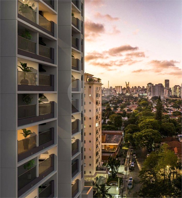 Apartamento à venda com 3 quartos, sendo 1 suíte,  em Vila Cordeiro, São Paulo, SP