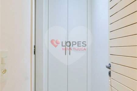 Apartamento à venda com 3 quartos, sendo 1 suíte,  em Lagoa, Rio de Janeiro, RJ
