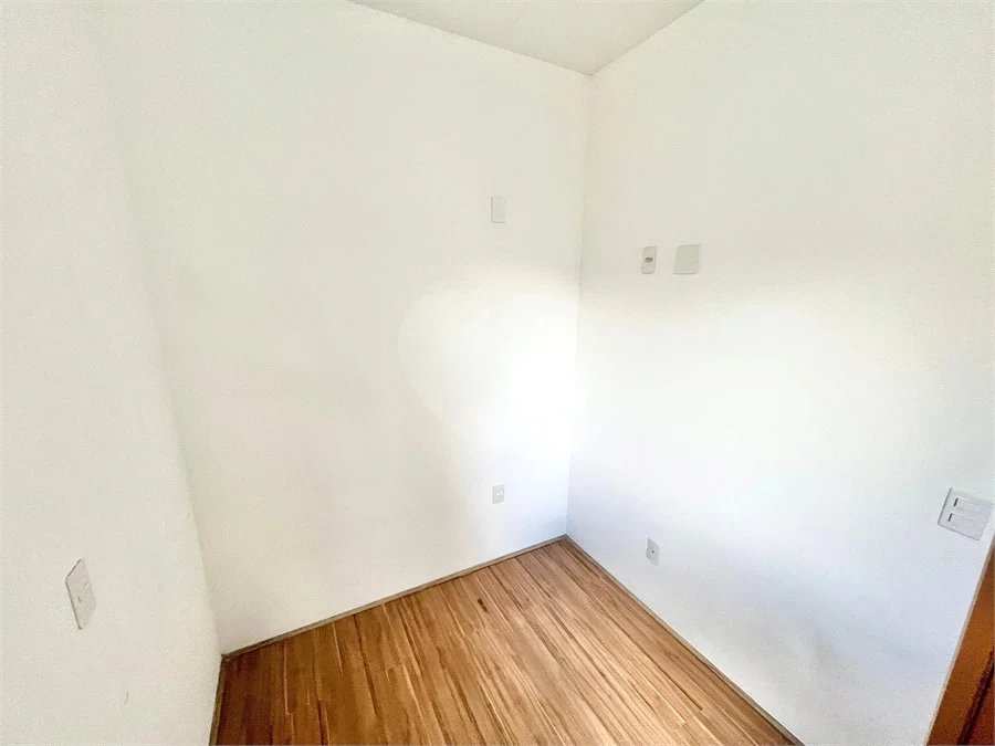 Casa à venda com 2 suítes no condomínio Residêncial Antuérpia, São Paulo - SP