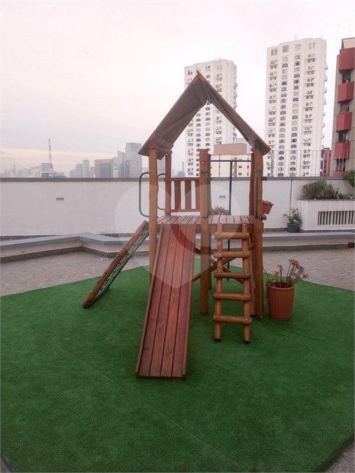 Apartamento à venda ou para alugar com 3 quartos, sendo 1 suíte,  em Real Parque, São Paulo, SP
