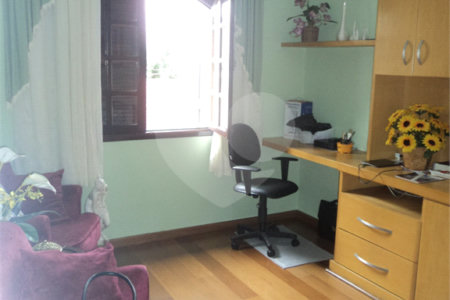Sobrado à venda com 3 quartos, sendo 1 suíte, em Jaguaré, São Paulo, SP