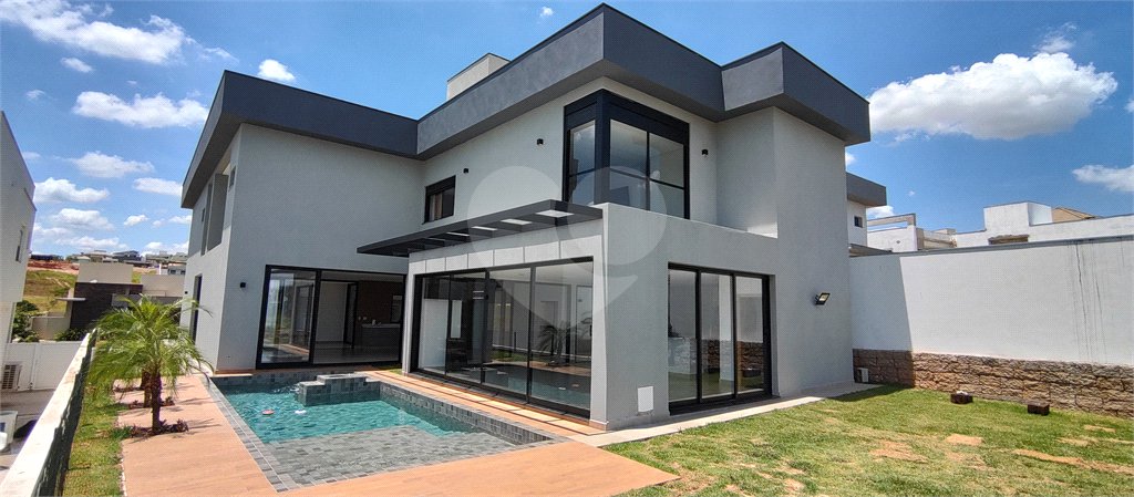 Casa à venda com 4 suítes no condomínio Campos de Santo Antonio II, Itu - SP