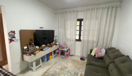Casa Térrea à venda com 2 quartos, sendo 1 suíte,  em Vila Suissa, Mogi das Cruzes, SP