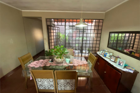 Casa à venda com 3 quartos, sendo 1 suíte, em Vila Correa, Ferraz de Vasconcelos, SP