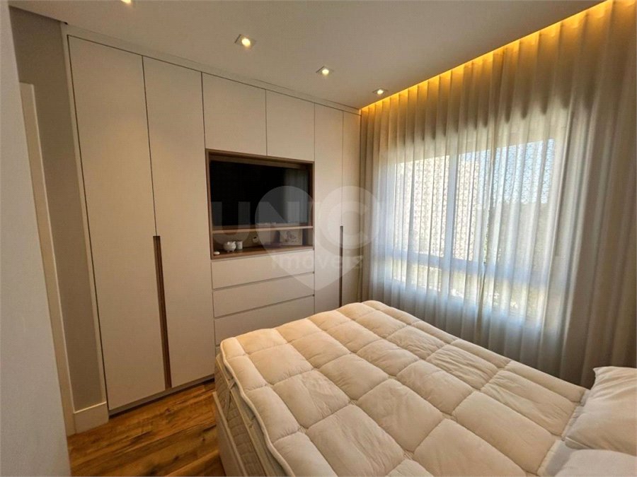 Apartamento à venda com 2 quartos, sendo 1 suíte, em Vila Andrade, São Paulo, SP