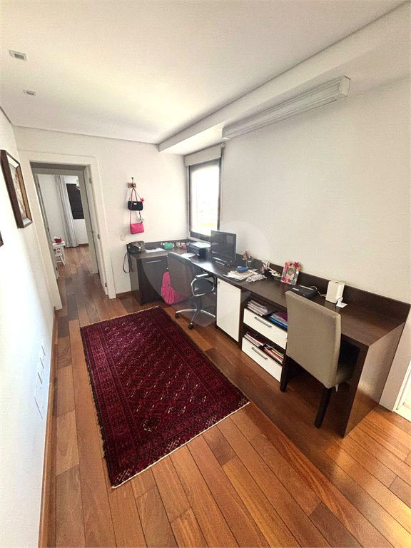 Apartamento à venda com 3 suítes em Granja Julieta, São Paulo, SP