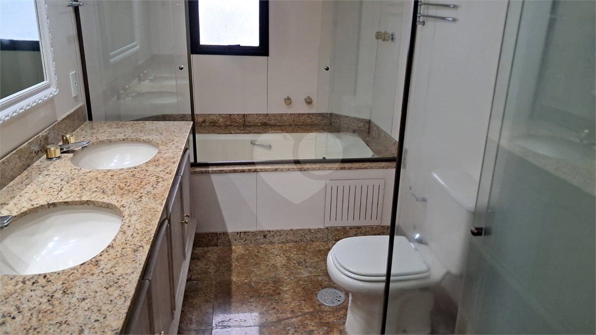 Apartamento à venda ou para alugar com 4 suítes em Santo Amaro, São Paulo, SP