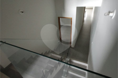 Casa Térrea à venda com 3 suítes em Jardim do Lago, Atibaia, SP