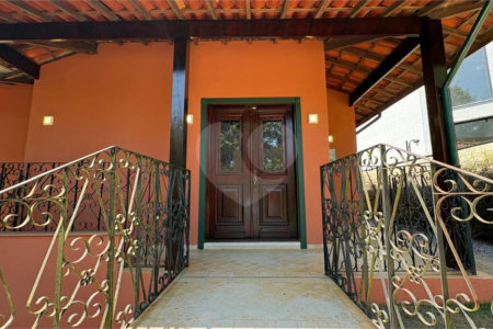 Casa à venda com 4 suítes no condomínio Vivendas do Lago, Sorocaba - SP