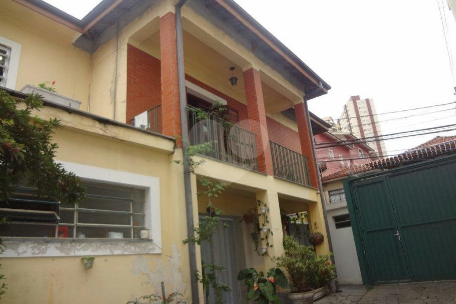 Sobrado à venda com 5 quartos, sendo 1 suíte, em Santana, São Paulo, SP