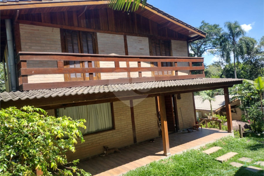 Condomínio à venda com 4 quartos, sendo 2 suítes,  em Caraguatá, Mairiporã, SP