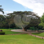 Casa à venda com 3 suítes no condomínio Figueira Garden, Atibaia - SP