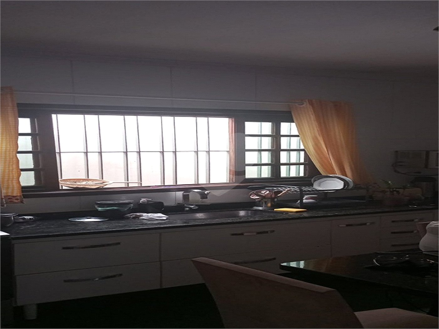 Casa à venda com 3 quartos, sendo 1 suíte,  em Lapa de Baixo, São Paulo, SP