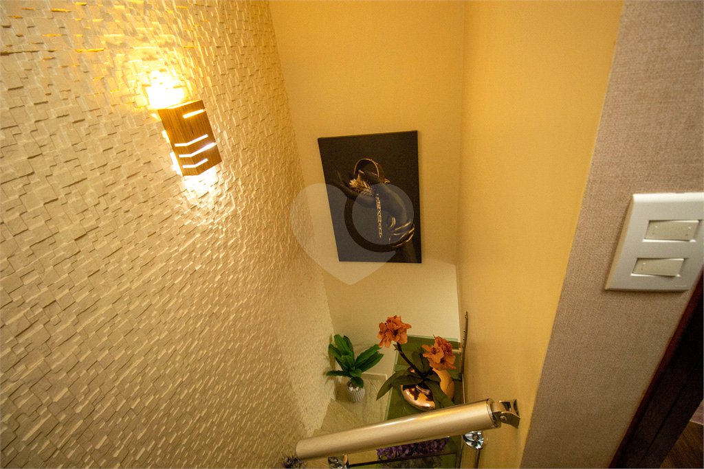 Casa à venda com 3 quartos, sendo 1 suíte, no condomínio Village Christian, São Roque - SP