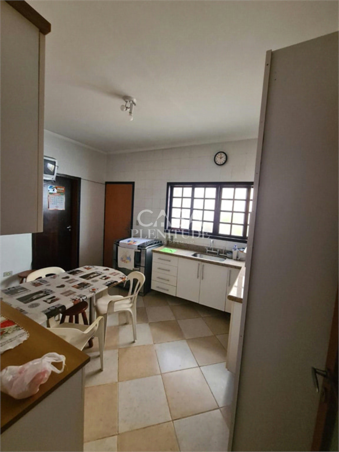 Casa em condomínio à venda com 3 quartos, sendo 1 suíte, em Granja Olga I, Sorocaba, SP