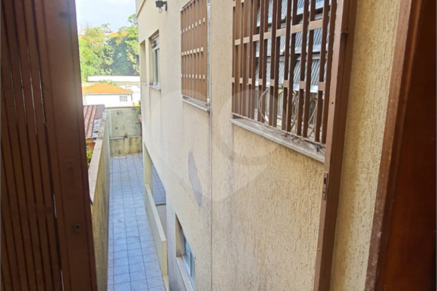 Sobrado à venda com 4 quartos, sendo 1 suíte, em Vila Pereira Barreto, São Paulo, SP