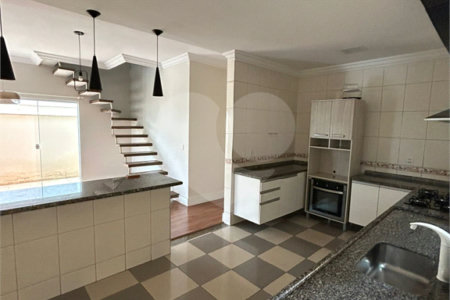 Casa à venda com 4 quartos, sendo 1 suíte, no condomínio Raizes, Paulínia - SP