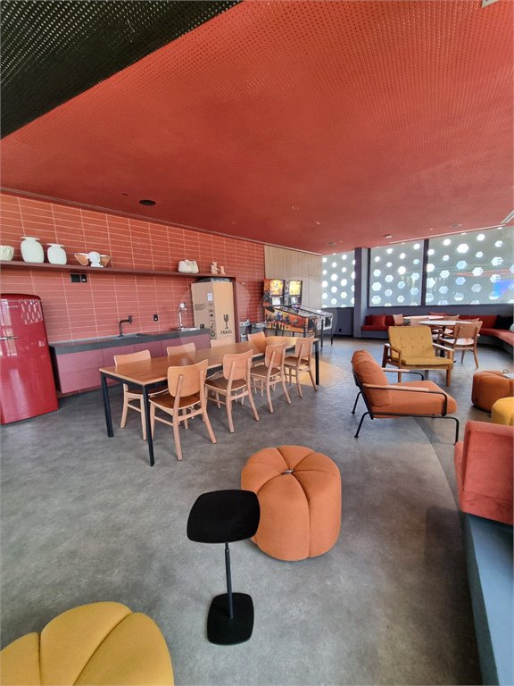 Apartamento à venda com 2 suítes em Jardim Morumbi, São Paulo, SP