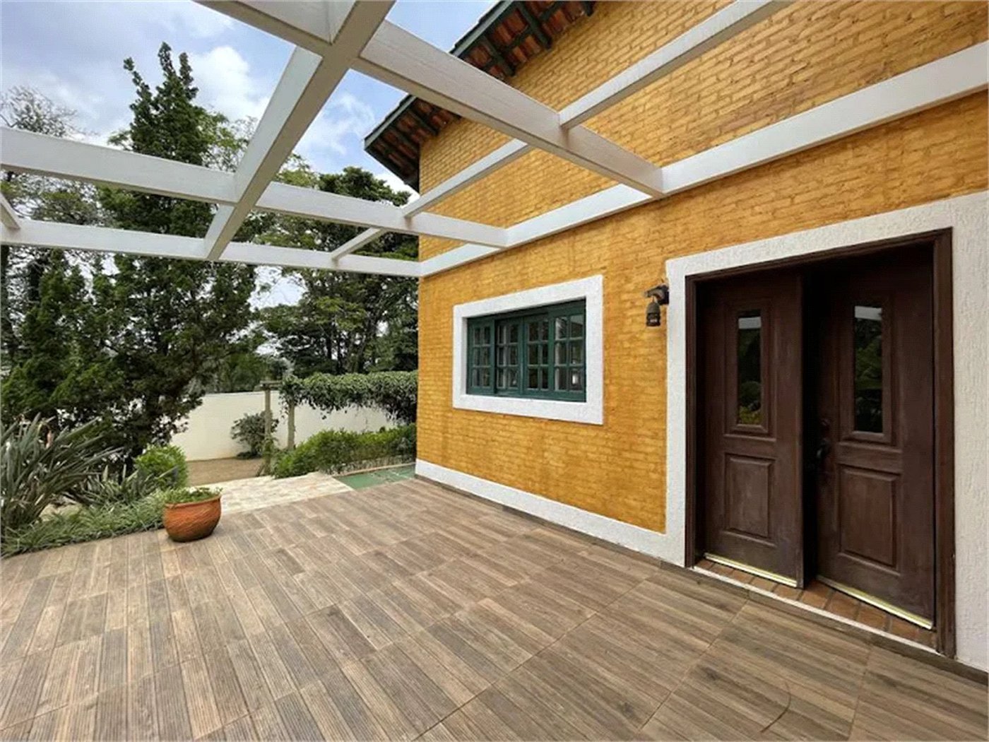 Casa à venda com 4 suítes no condomínio Miollo da Granja, Cotia - SP