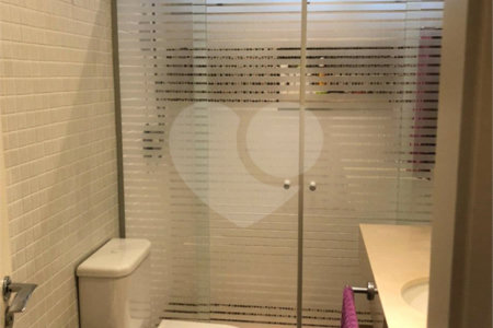 Apartamento à venda com 4 quartos, sendo 3 suítes, em Alto da Boa Vista, São Paulo, SP