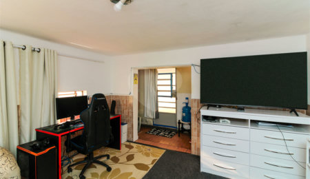 Casa Térrea à venda com 3 quartos em Vila Medeiros, São Paulo, SP