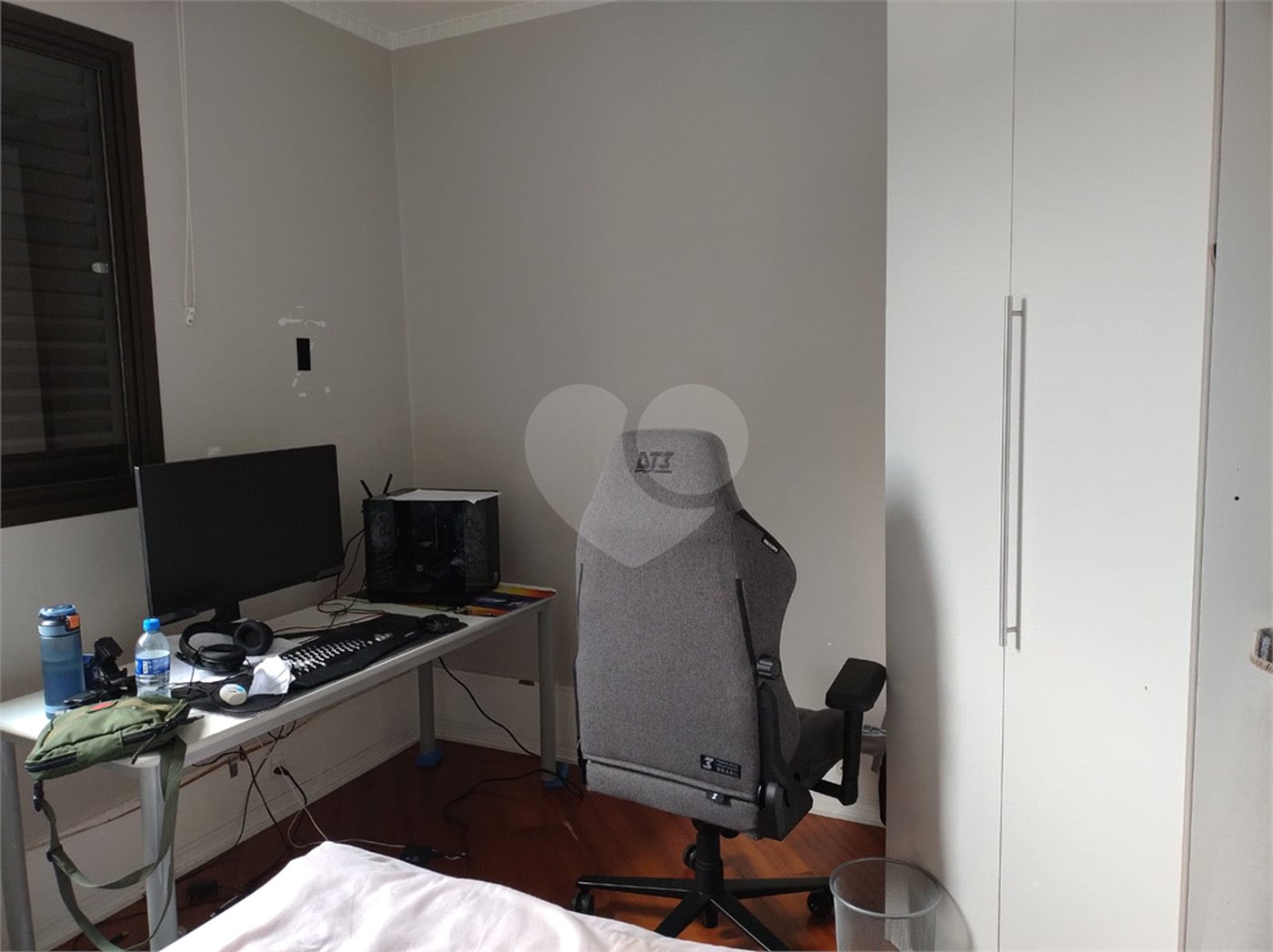 Apartamento à venda com 4 quartos, sendo 1 suíte,  em Brooklin Paulista, São Paulo, SP