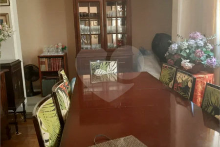 Sobrado à venda com 5 quartos em Santana, São Paulo, SP